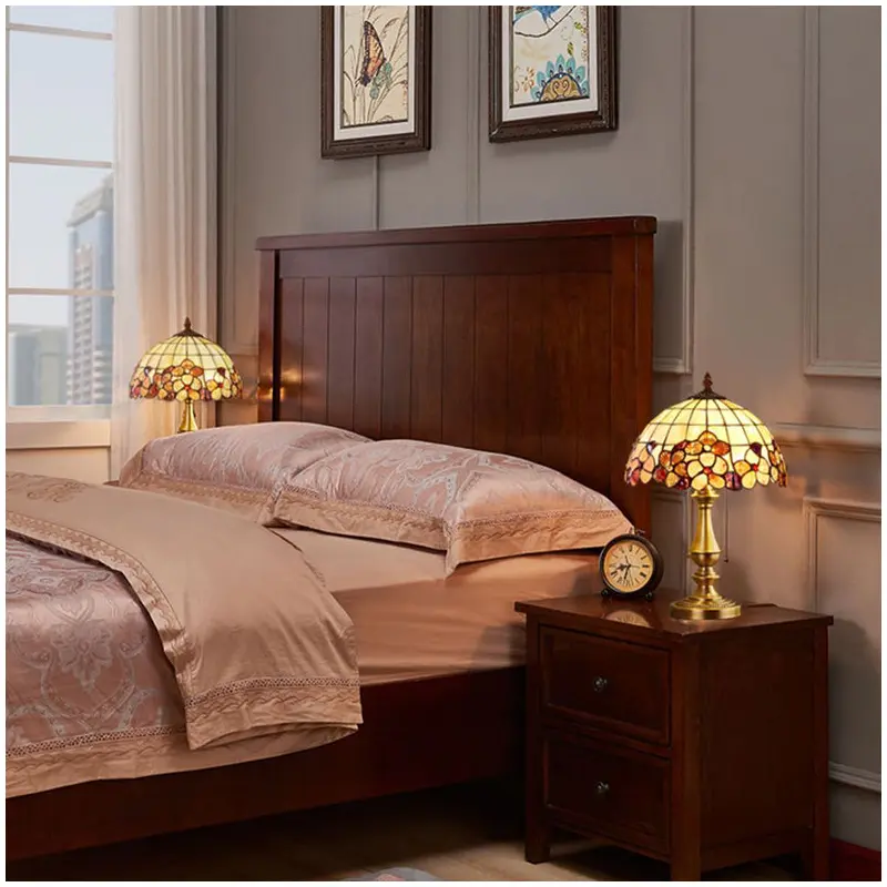 Traditional Tiffany Shell Stained Glass Shade Full Copper Base 1-Light Table Lamp For Bedroom
