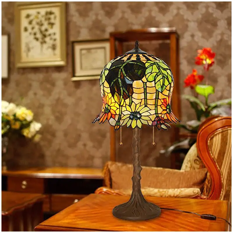 Traditional Tiffany Pod-like Sunflower Pattern Iron Glass 2-Light Table Lamp For Bedroom