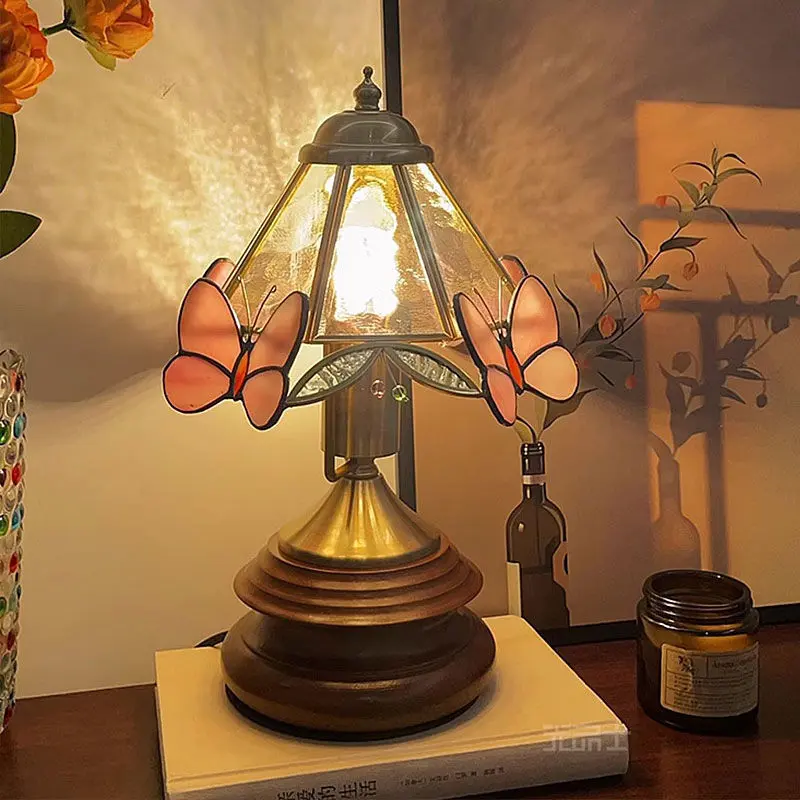 Traditional Vintage Cone Glass Wood Copper 1-Light Table Lamp For Living Room