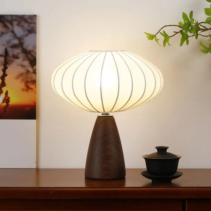 Traditional Vintage Ceramic Base Stretch Fabric Bud 1-Light Table Lamp For Bedroom