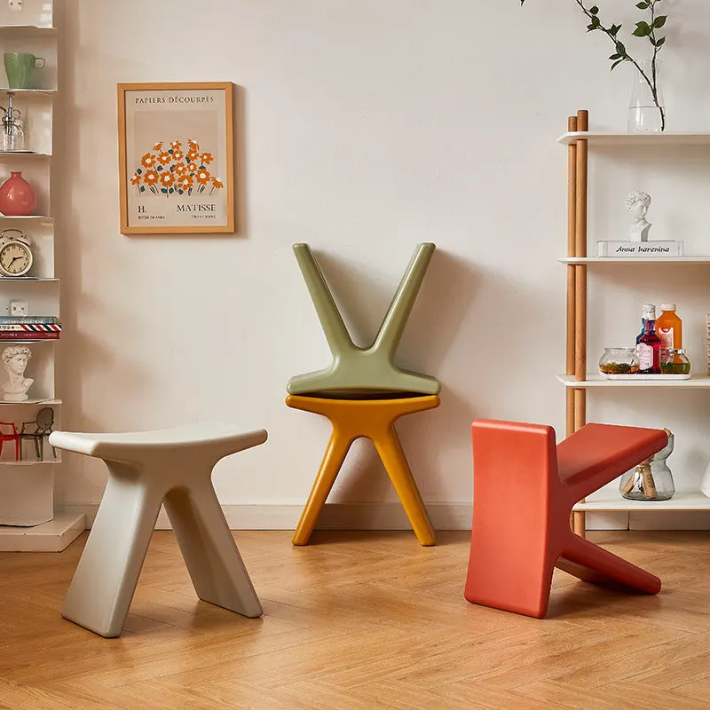 Modern Minimalist Geometric PE Plastic Kids Low Stool Backless Armless For Hallway