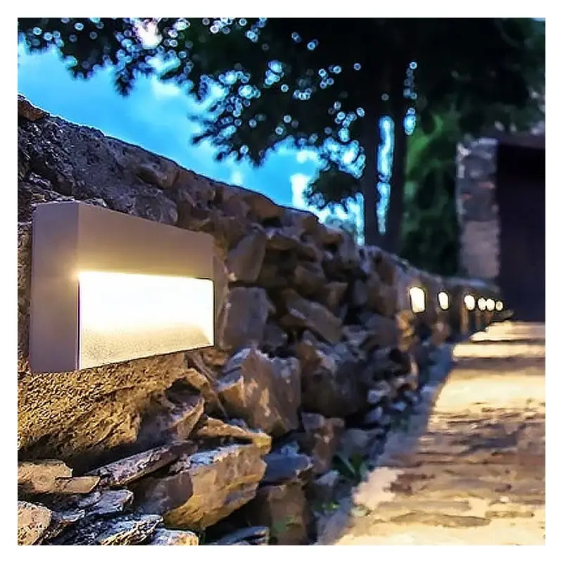 Contemporary Industrial Aluminum Acrylic Square LED Waterproof Outdoor Wall Sconce Lamp For Outdoor Patio