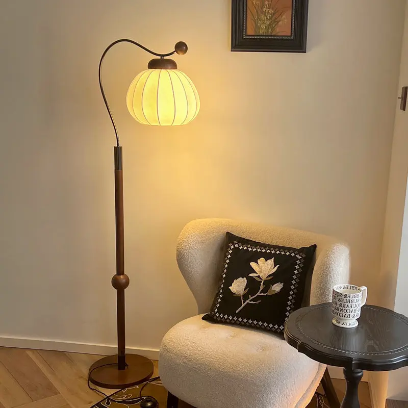 Traditional Vintage Pumpkin Cylinder Bent Sphere Disc Base Wood Aluminum Fabric 1-Light Standing Floor Lamp For Living Room