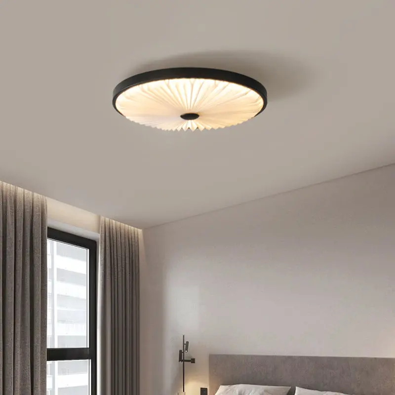 Traditional Chinese Round Pleated Iron PVC LED Flush Mount Ceiling Light For Living Room