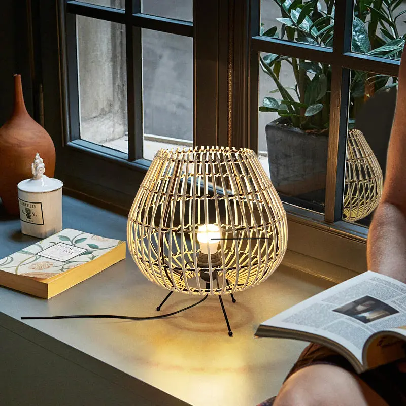 Traditional Japanese Jar Iron Rattan 1-Light Table Lamp For Bedroom