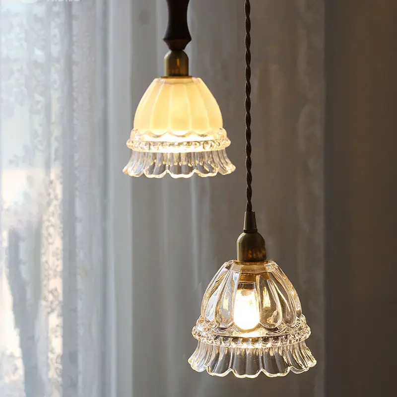 Traditional Vintage Round Flower Shape Glass Shade Wooden Iron 1-Light Pendant Light For Living Room