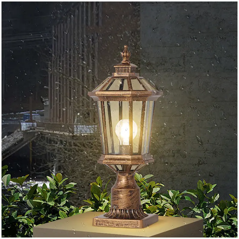 Traditional Vintage Octagonal Square Curved Linear Glass Aluminum 1-Light Outdoor Light For Garden