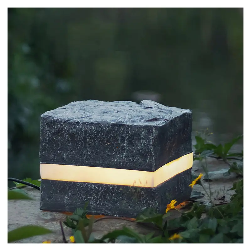 Contemporary Creative Solar Waterproof Resin Glass Fiber Simulated Stone Stripe Cube LED Outdoor Light Landscape Lighting For Garden