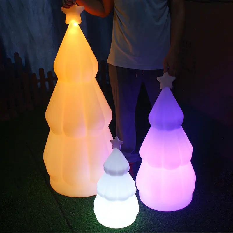 Contemporary Creative Solar Rechargeable Waterproof PE Christmas Tree Decoration LED Standing Floor Lamp Outdoor Light For Outdoor Patio