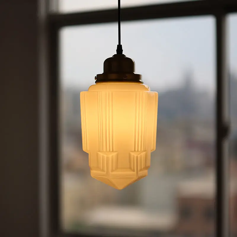 Traditional Vintage Round Cylinder Pagoda Shape Brass Glass 1-Light Pendant Light For Living Room