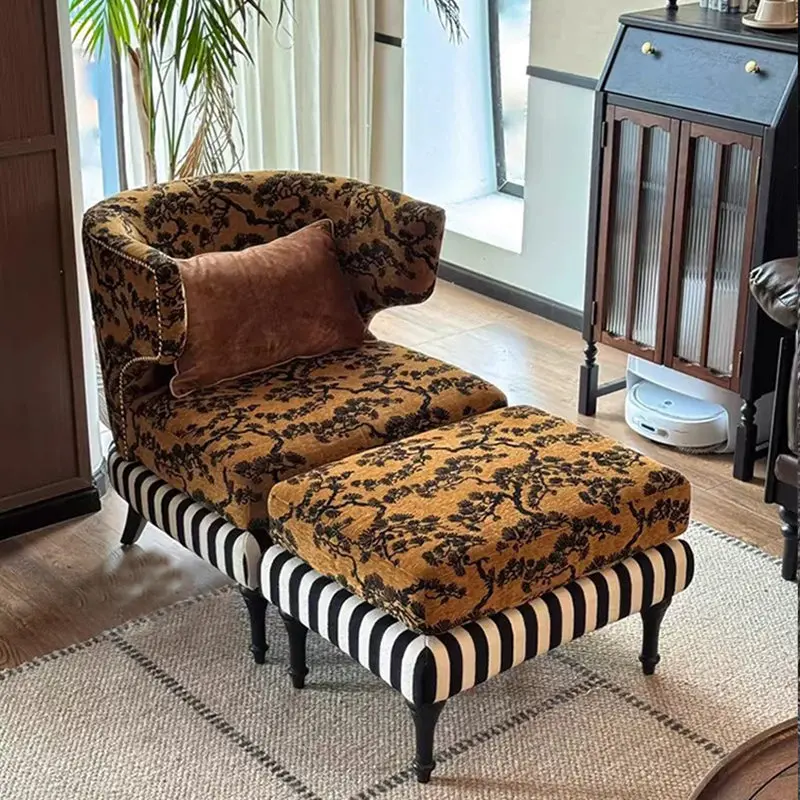 Traditional Vintage Rectangular Velvet Upholstered Solid Wood Accent Chair Backrest Armrest For Living Room