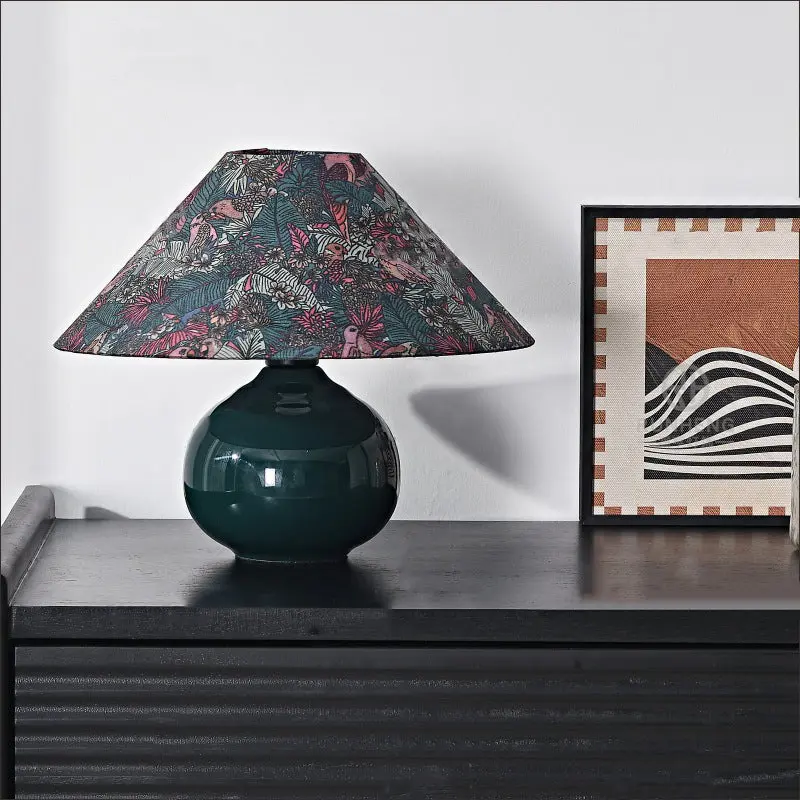 Traditional Vintage Round Table Ball Bird Flower Ceramic Fabric 1-Light Table Lamp For Bedroom